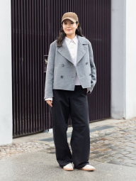 Жіноче коротке пальто Uniqlo 1159853416 (Сірий XL)