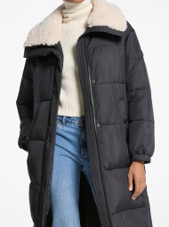 Жіноча стьобана куртка Michael Kors з хутряним коміром 1159859841 (Чорний S)