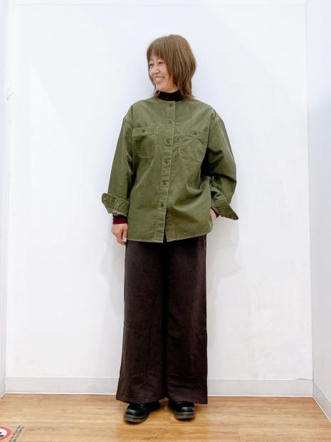 Вельветовая куртка UNIQLO на пуговицах 1159855894 (Зеленый XL)