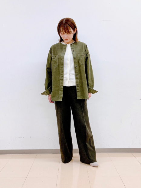 Вельветовая куртка UNIQLO на пуговицах 1159855894 (Зеленый XL)