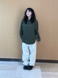 Вельветовая куртка UNIQLO на пуговицах 1159855894 (Зеленый XL)