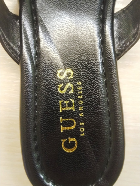 Женские вьетнамки Guess шлепанцы с логотипом из страз 37,5 (7 US) 24,3 см Черный 1159843927