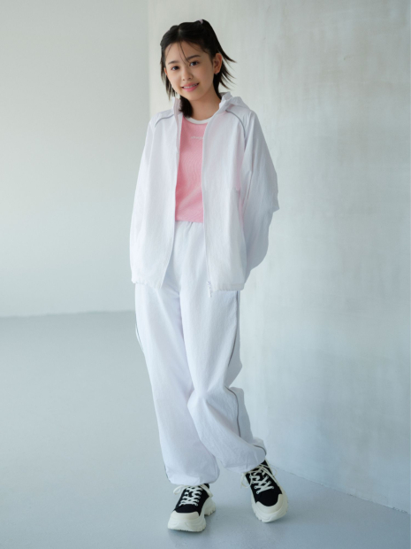 Детская карманная парка UNIQLO с защитой от ультрафиолета 1159840964 (Белый 145-155)