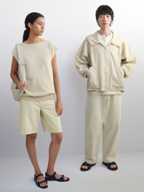 Легка куртка Uniqlo ветровка з капюшоном 1159839972 (Молочний 3XL)