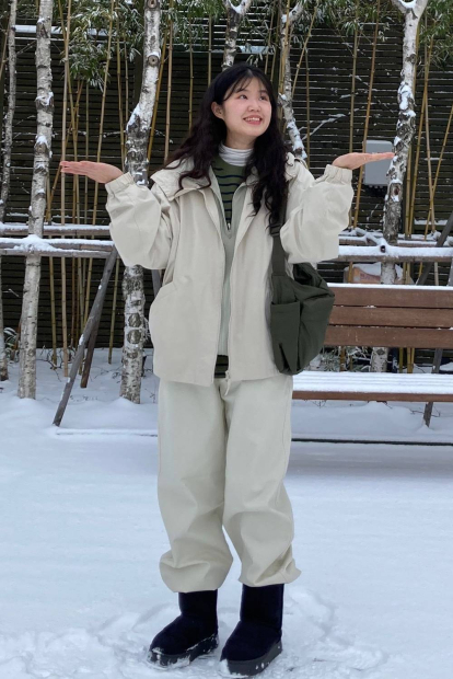 Легка куртка Uniqlo ветровка з капюшоном 1159839972 (Молочний 3XL)