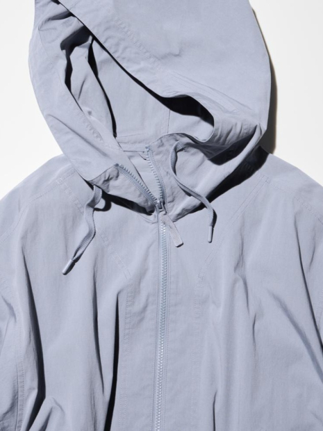 Легкая куртка Uniqlo ветровка с капюшоном 1159843356 (Серый S)