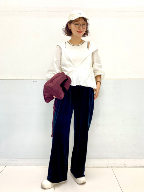 Ветровка женская Uniqlo компактная легкая куртка с капюшоном 1159850348 (Белый XXL)