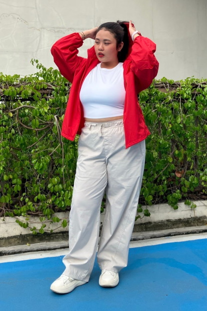 Ветровка женская Uniqlo компактная легкая куртка с капюшоном 1159851529 (Красный L)