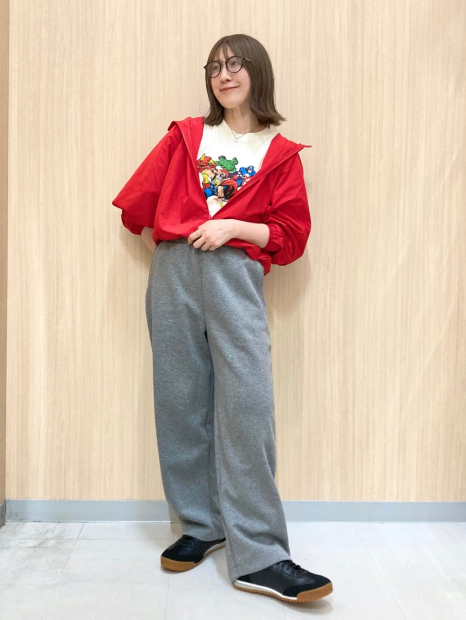 Ветровка женская Uniqlo компактная легкая куртка с капюшоном 1159851529 (Красный L)