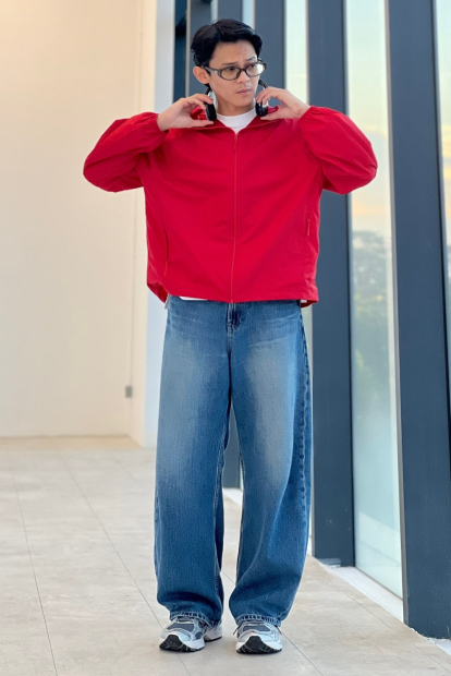 Ветровка женская Uniqlo компактная легкая куртка с капюшоном 1159851529 (Красный L)