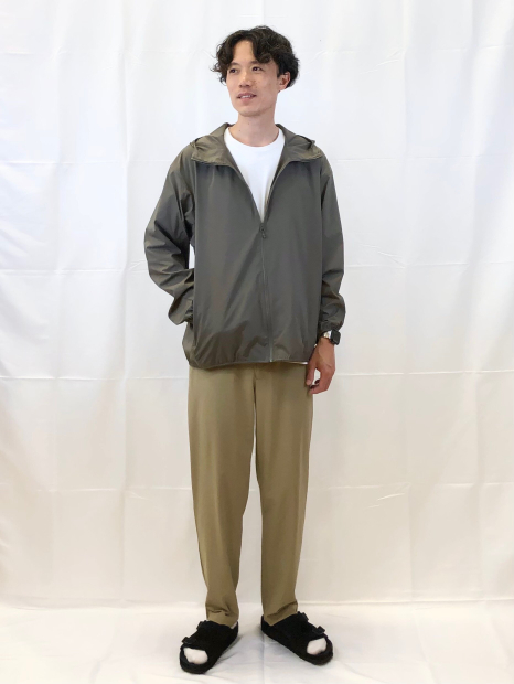 Ветровка Uniqlo с защитой от ультрафиолета 1159860591 (Зеленый 3XL)