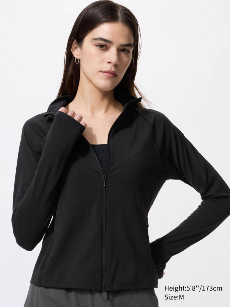 Спортивная куртка Uniqlo из сверхэластичной ткани 1159863355 (Черный M)