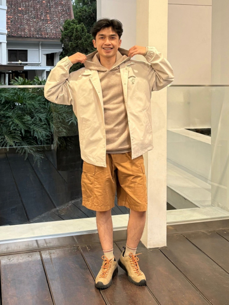 Ветровка PEANUTS Uniqlo 1159864509 (Молочный XXL)