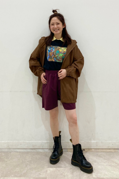 Ветровка Uniqlo с защитой от ультрафиолета 1159893432 (Коричневый S)