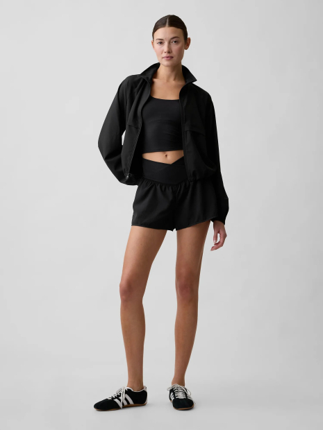 Легкая женская ветровка GAP Fit 1160503045 (Черный L)
