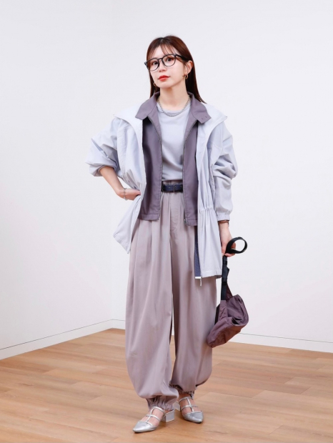 Легкая куртка Uniqlo ветровка на молнии 1160535433 (Серый XS)
