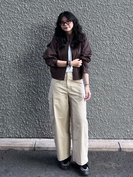 Легкая куртка Uniqlo ветровка на молнии 1160637298 (Коричневый XL)