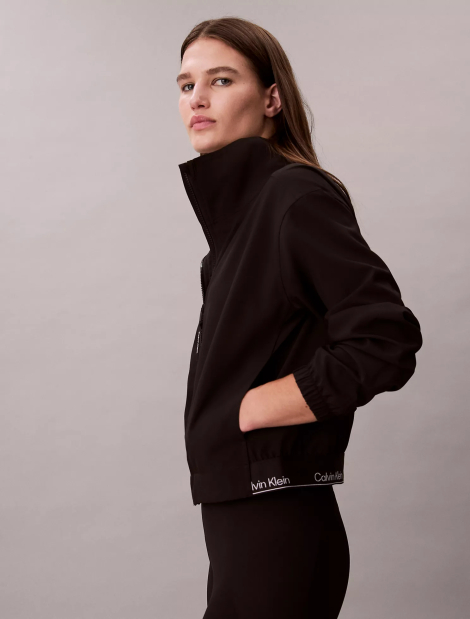 Женская ветровка Calvin Klein 1161434433 (Черный L)
