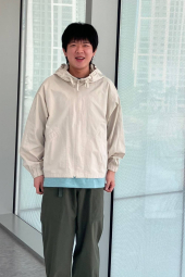Легка куртка Uniqlo ветровка з капюшоном 1159839972 (Молочний 3XL)