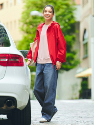 Ветровка женская Uniqlo компактная легкая куртка с капюшоном 1159851529 (Красный L)