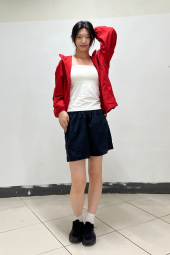 Ветровка женская Uniqlo компактная легкая куртка с капюшоном 1159851529 (Красный L)