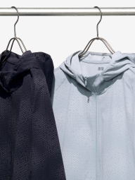 Легка куртка Uniqlo куртка з капюшоном 1159864691 (Чорний XL)
