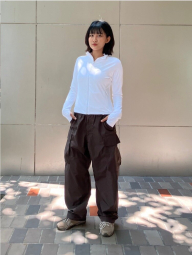 Спортивная куртка Uniqlo из сверхэластичной ткани 1159865417 (Белый L)