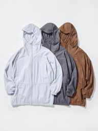 Ветровка Uniqlo с защитой от ультрафиолета 1159893432 (Коричневый S)