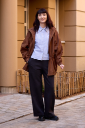 Ветровка Uniqlo с защитой от ультрафиолета 1159893432 (Коричневый S)