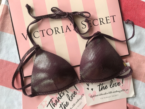 Раздельный купальник Victoria's Secret топ с шиммерном и плавки бразильяна