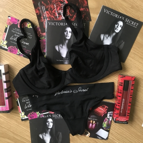 Комплект нижньої білизни Victorias Secret білизна Вікторія Сікрет оригінал 34B