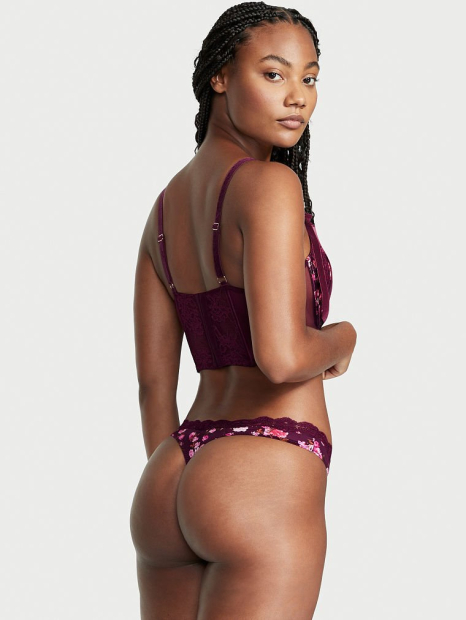 Гладкие трусики тонг Victoria's Secret с кружевными вставками 1159772173 (Бордовый, L)