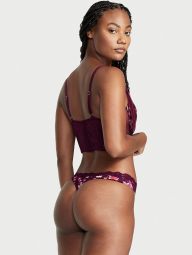 Гладкие трусики тонг Victoria's Secret с кружевными вставками 1159772173 (Бордовый, L)