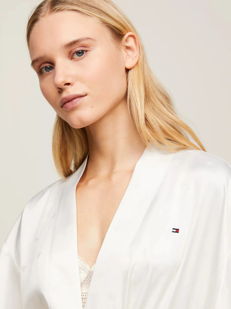 Ніжний жіночий халат Tommy Hilfiger 1159845755 (Молочний M)