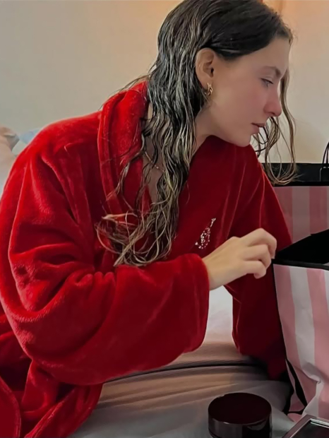 Женский халат Victoria's Secret 1159853759 (Красный M/L)