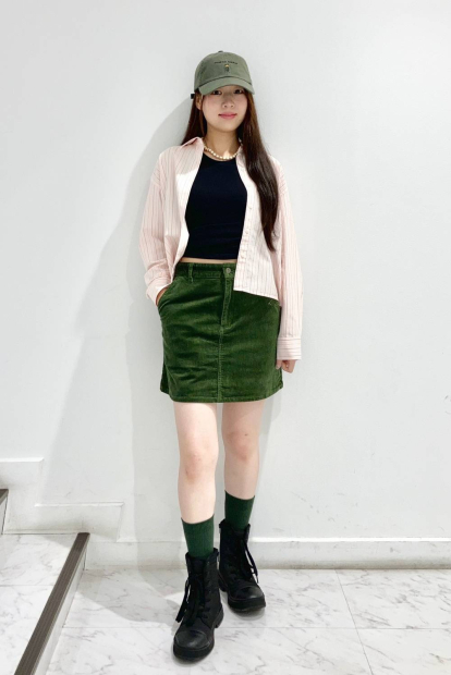 Женская вельветовая мини-юбка UNIQLO 1159851313 (Зеленый L)