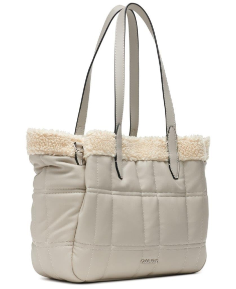 Стеганая сумка Calvin Klein с отделкой из шерпы 1159834889 (Серый One size)