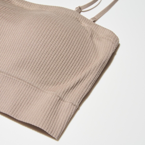Безшовні бюстгальтери UNIQLO топ з чашками 1159825227 (Бежевий S)