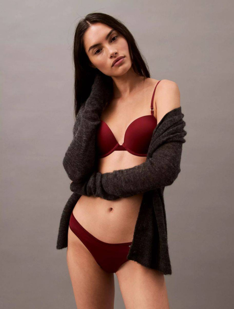 Гладкий бюстгальтер Calvin Klein 1159838022 (Красный 36D)