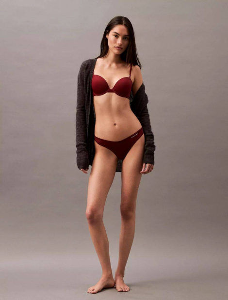 Гладкий бюстгальтер Calvin Klein 1159838022 (Красный 36D)
