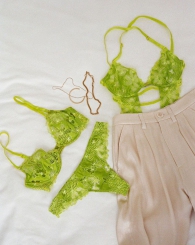 Кружевной комплект белья Victoria's Secret лиф и трусики тонг 1159807897 (Зеленый, 36D/M)