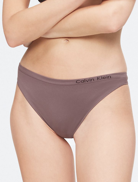 Бесшовные трусики Calvin Klein тонг 1159772379 (Коричневый, XS)