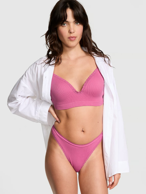 Стильные трусики тонг Victoria's Secret Pink с кружевом 1159833044 (Розовый M)