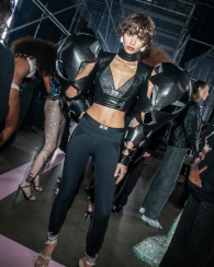 Женские трусики шортики Victoria's Secret с логотипом из страз 1159820518 (Черный S)