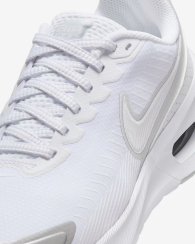 Женские стильные кроссовки Nike Air Max Nuaxis 40 (8,5 US) 26 см Белый 1159832839