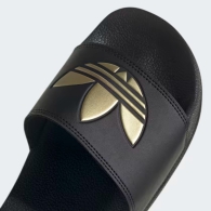 Легкие шлепанцы Adilette Lite от Adidas с логотипом 1159804583 (Черный, 39)