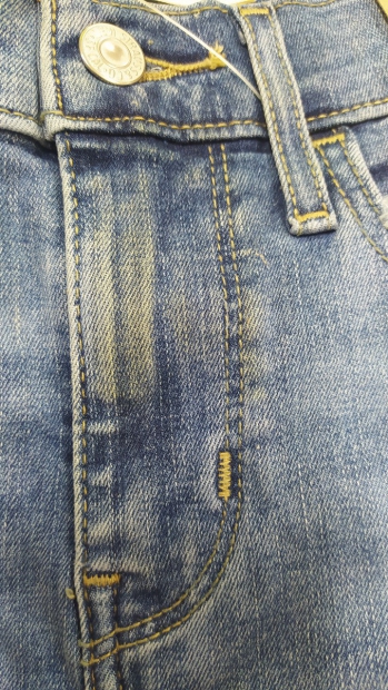 Жіночі супероблягаючі джинси Levi's 720 скінні 1159822502 (Синій W25 L30)