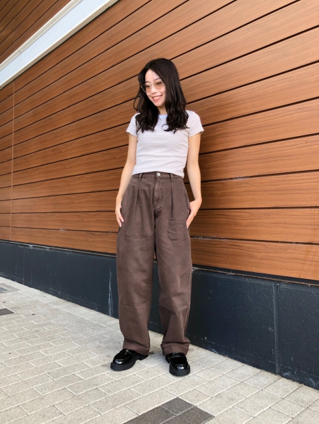 Жіночі джинси Uniqlo 1159830196 (Коричневий 32)