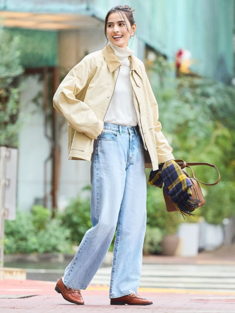 Женские джинсы UNIQLO широкие 1159832471 (Голубой W28 L33)