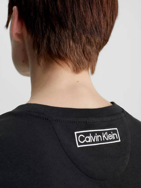 Жіноча футболка Calvin Klein з логотипом оригінал